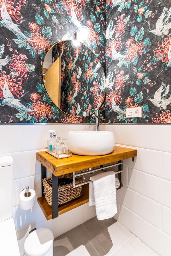 Four Rooms Hostel Lugo Ngoại thất bức ảnh