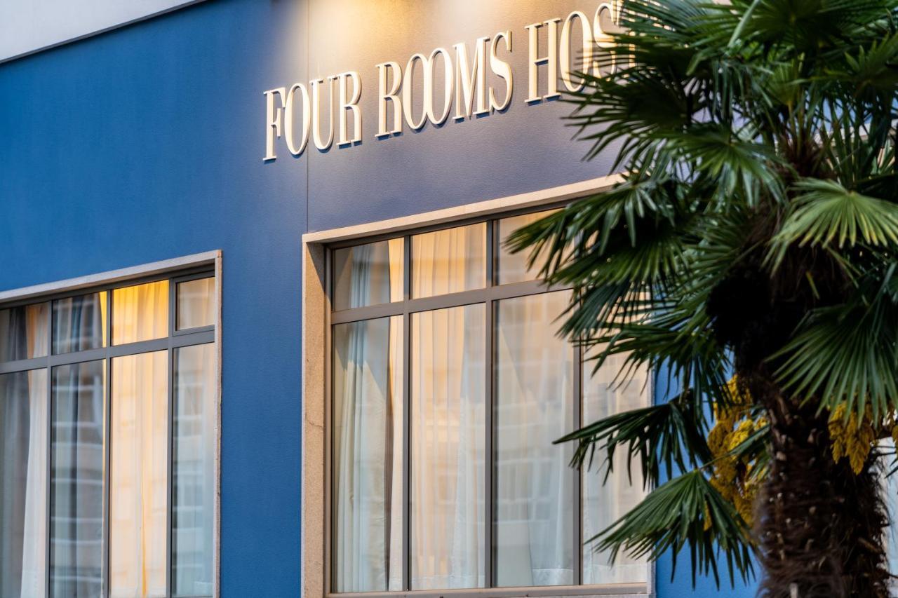 Four Rooms Hostel Lugo Ngoại thất bức ảnh
